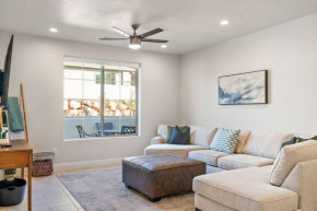 Red Hills Casita at Escondido! Pickle Ball! Free Passes to Rec Center!